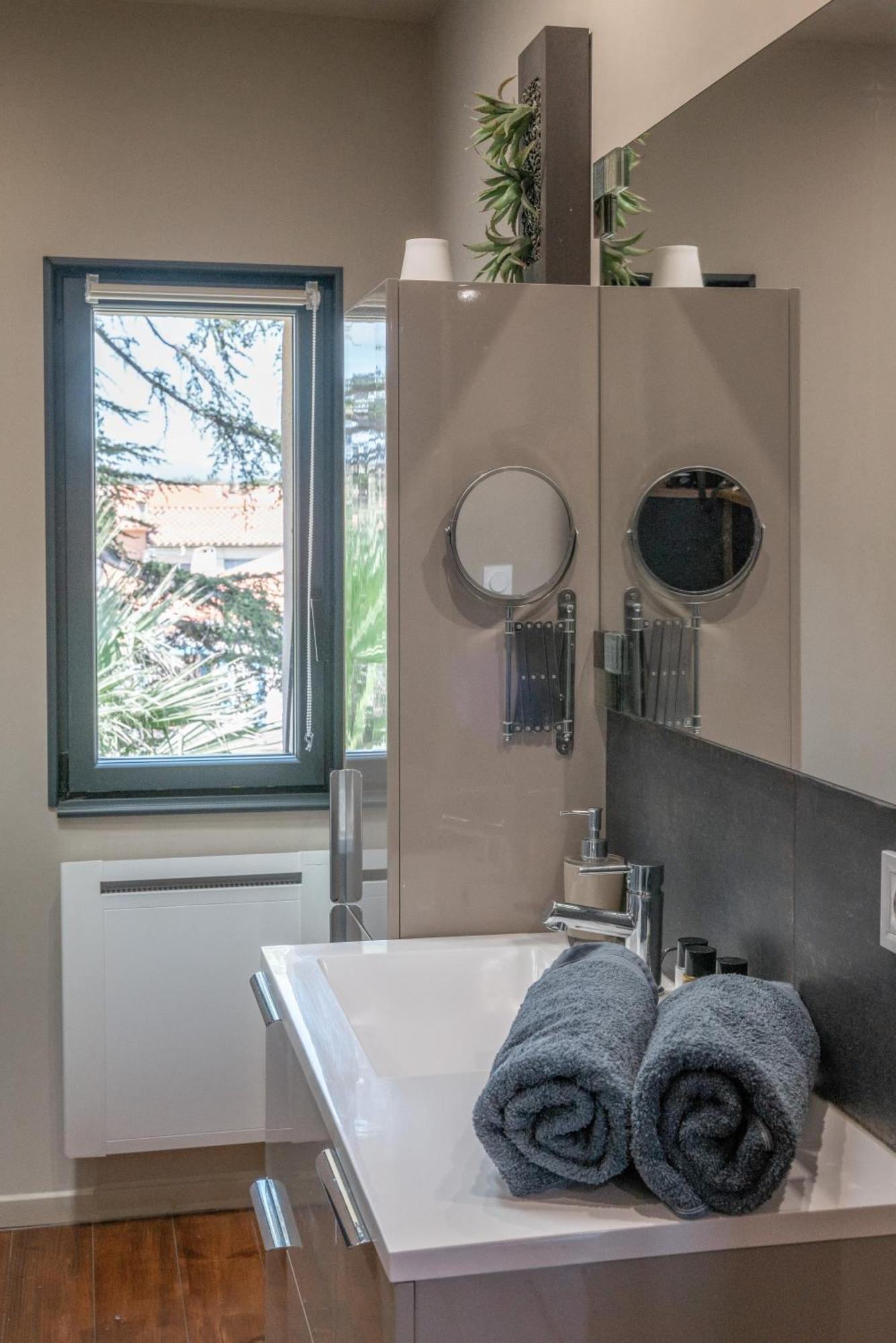 Appartement Classe 3 Etoiles - Canohès المظهر الخارجي الصورة